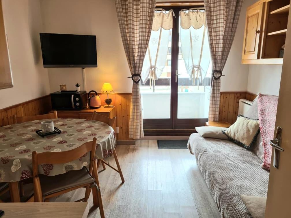 Bel Appartement Samoens La Cour Classe 2 Etoiles 외부 사진